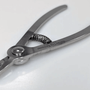 Wound Clip Removing Forceps for Laboratory Animal Surgery
